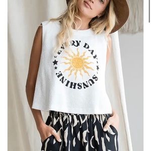 NWT Bucketlist Everyday Sunshine Cropped Tank